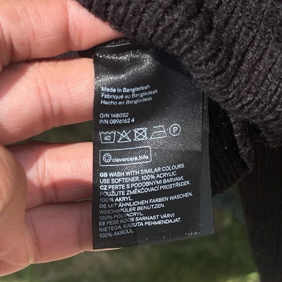 H&M Black Turtleneck Sweater - Picture 3 of 5
